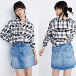 Madewell Rigid Denim A-Line Mini Denim Skirt 31 Leandra Wash Raw Hem